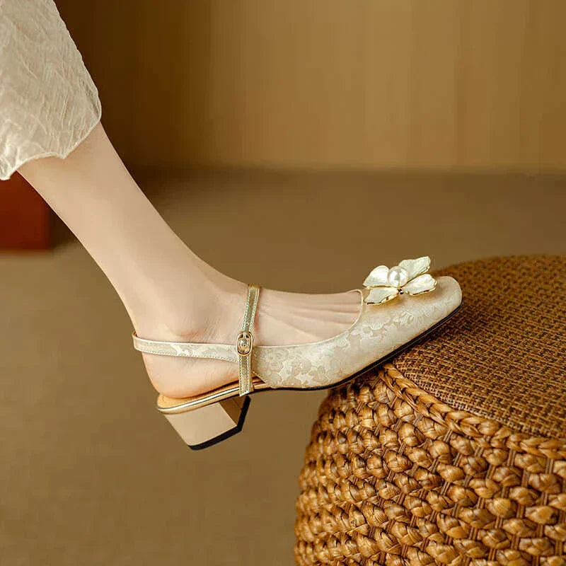 CAMERON | Elegant Pumps