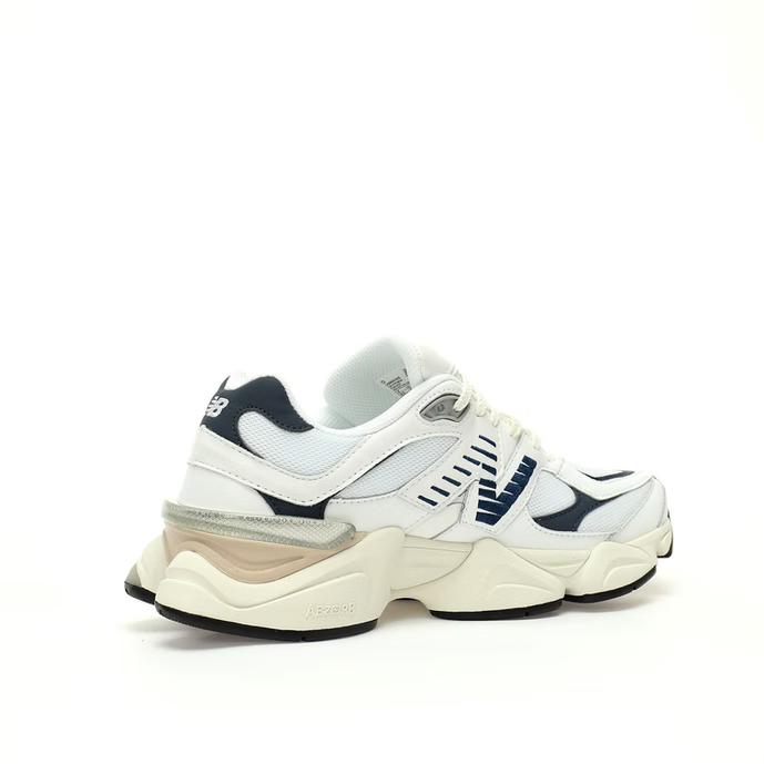 New Balance 9060 "Weiß Navy"